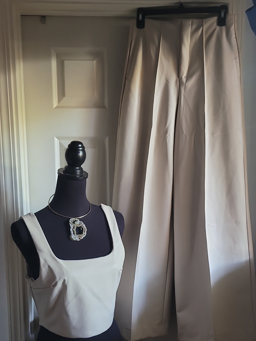 Women Cream SET Wide-Leg High-Waist Pants SIZE M + CROP TOP SIZE L,PLEATHER SEXY